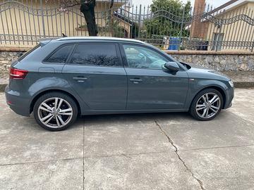 Audi A3 S-Tronic Business