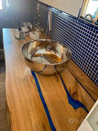 Arredo artigianale con legno pregati