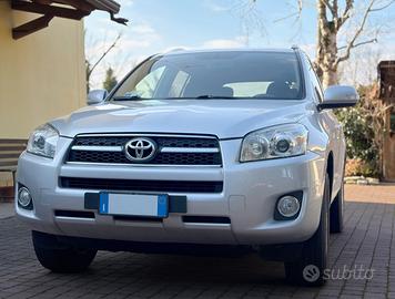 Toyota RAV 4 2.2 (150CV) 4WD Luxury
