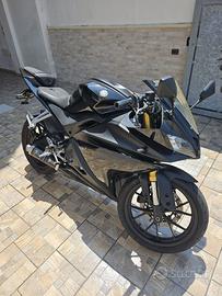 Yamaha yzf r125