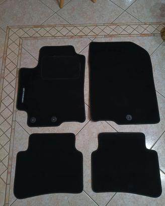 Set 4 tappetini moquette neri originali Kia Stonic