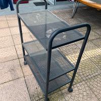Carrello a tre ripiani