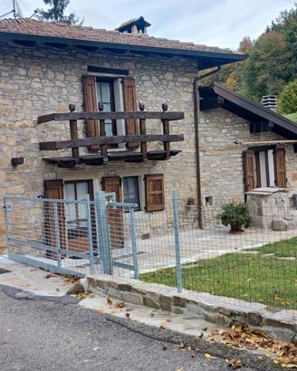 Villetta completamente ristrutturata  zona Brandol