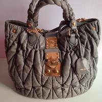 Miu Miu borsa