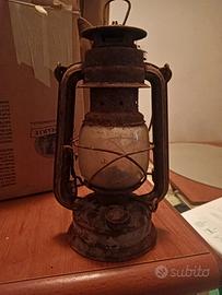 lanterna a olio antica