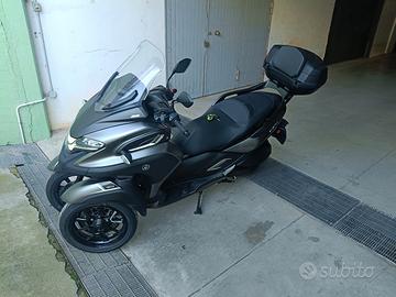 Yamaha Tricity 300 GUIDABILE CON PATENTE B!!