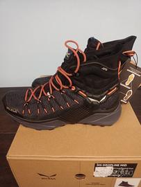 Salewa

Scarpe da escursionismo 