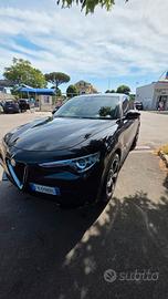 Alfa Stelvio 160 cv PERFETTA