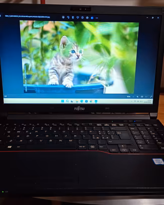 Portatile i5 6th; SSD 256GB; DDR4 8GB; 15,6