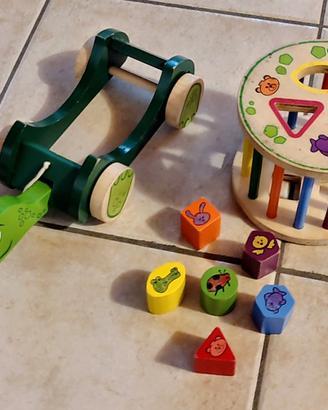 Tartaruga giocattolo in legno