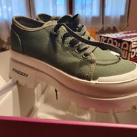 Scarpe modello Freddy