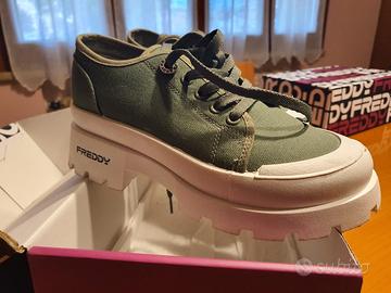 Scarpe modello Freddy