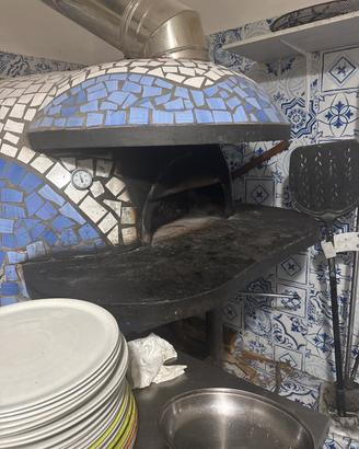 Pizzeria