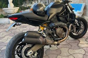 Ducati  Monster 821 dark