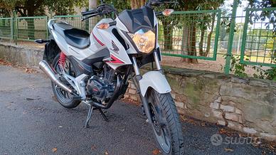 Honda CBF 125 - 2016