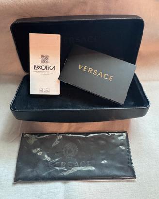 Occhiali da sole versace