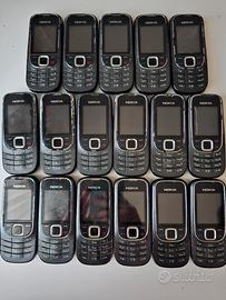 Lotto n. 17 Cellulari Nokia 2323 No Batterie