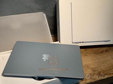 MacBook Air 13 M4 16/256 2025