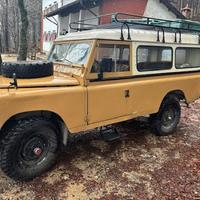Land Rover defender 109