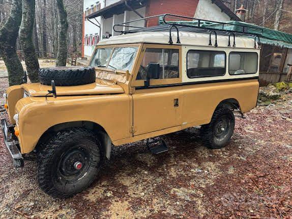 Land Rover defender 109 - Auto In vendita a Savona