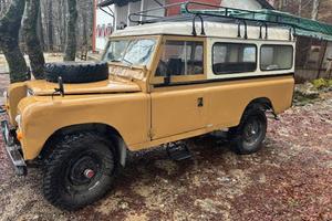 Land Rover defender 109