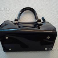 Bauletto in vernice Studio Pollini