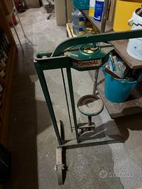 Tappatrice a leva Mondial