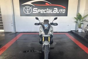 HONDA X-ADV 750 ABS DCT pochi km