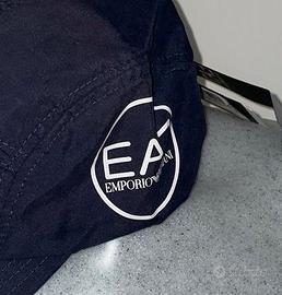 CAPPELLINO  EMPORIO CON VISIERA BLU C/LOGO BIANCO