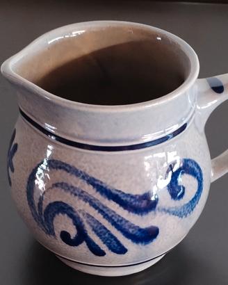 Brocca marca Merzi & Remi