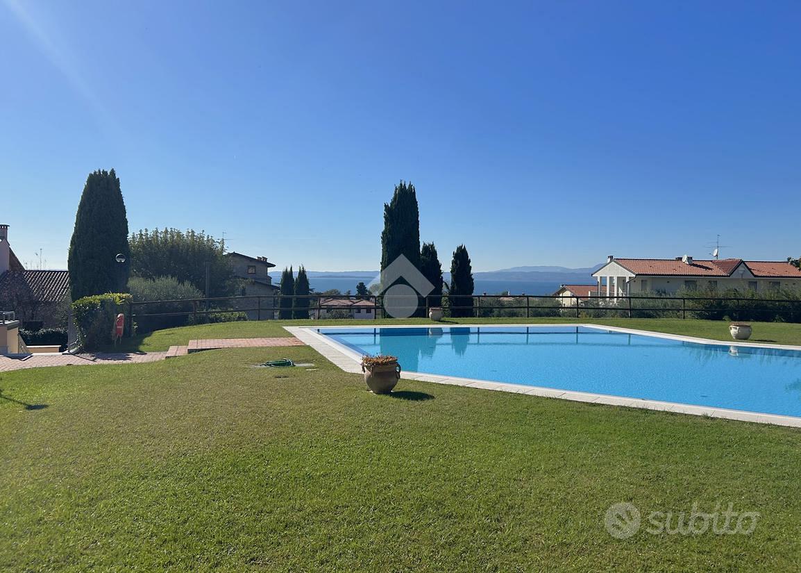 VILLA A SCHIERA CENTRALE A LAZISE - Altro