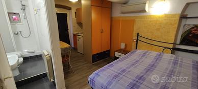 Monolocale per 2 persone in centro a Lerici