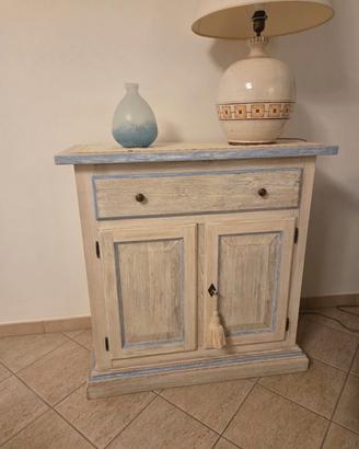 credenza in castagno decapato