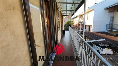 Appartamento di 145 m² con 3 locali e box auto a B