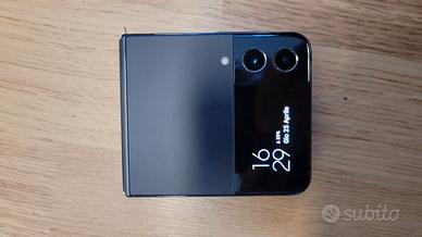 Samsung Z Flip 4