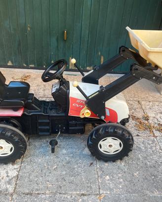 Trattore a pedali funzionante