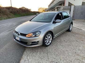 Volkswagen Golf 1.6 TDI 105 cv 5p. Highline BlueMo