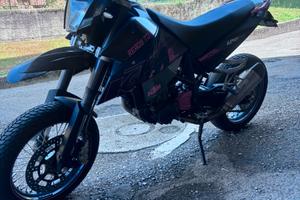 ktm 690 sm