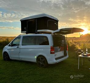 Tenda da tetto per auto e furgoni a guscio rigido