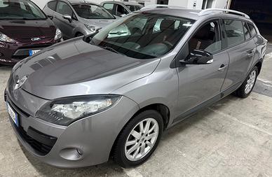 Renault Megane 1.5 dCi 110CV SporTour - 2011