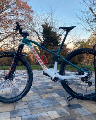 MTB CROSS COUNTRY IN CARBONIO BIAMMORTZZATA