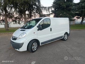 Opel Vivaro traffic