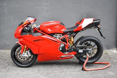 Ducati 749 R numerata 1 di 500 anno 2006