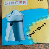 spremiagrumi Singer elettrico XB523