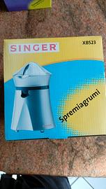 spremiagrumi Singer elettrico XB523