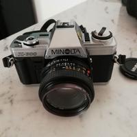 Minolta X-300 e flash