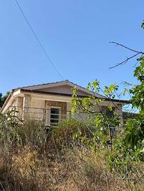 Villetta con ampio giardino