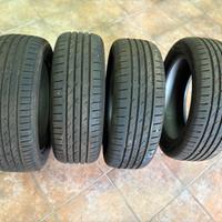 4 gomme estive Nexen 205/55 R17 usate su Renault