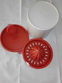 Spremiagrumi Tupperware " Nuovo"