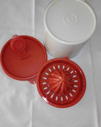 Spremiagrumi Tupperware " Nuovo"